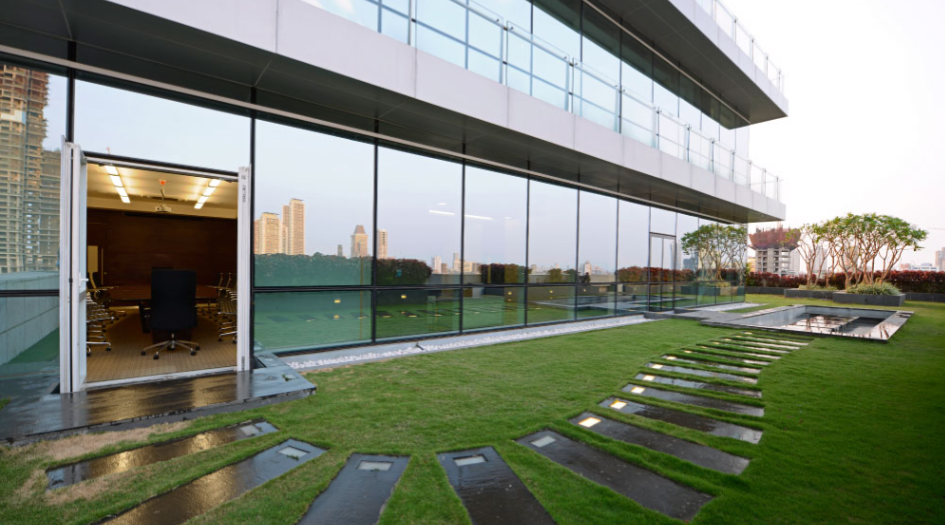 Marathon-Futurex-outside-View