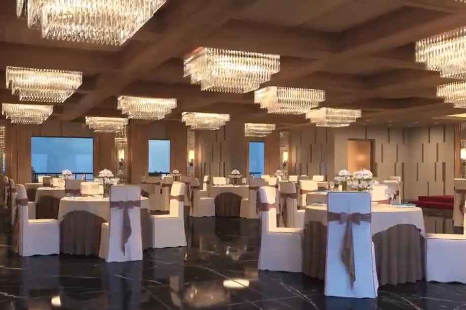 Adani-Atelier-greens-Amenities-Banquet-Hall