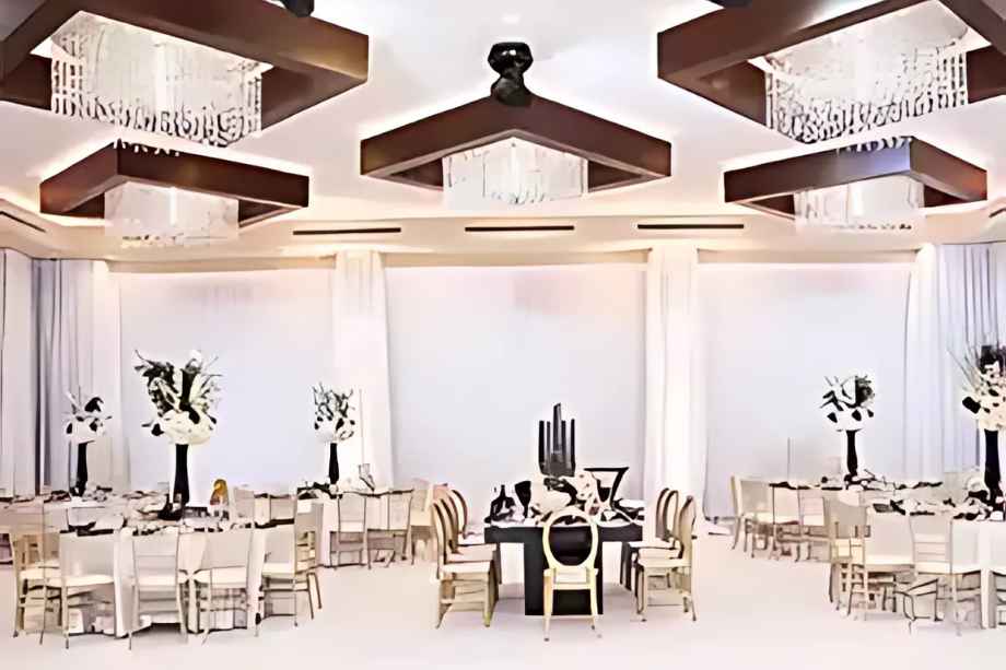 Kumar-Parth-Tower-Amenities-Banquet-Hall