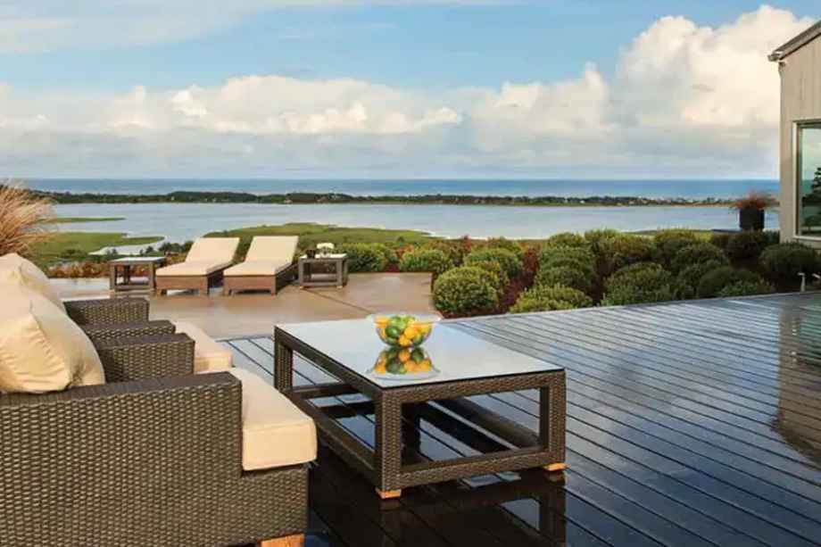 New-Palm-Beach-Amenities-Terrace-Deck