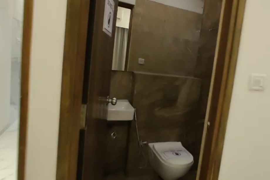 Ruparel-Premia-Bathroom